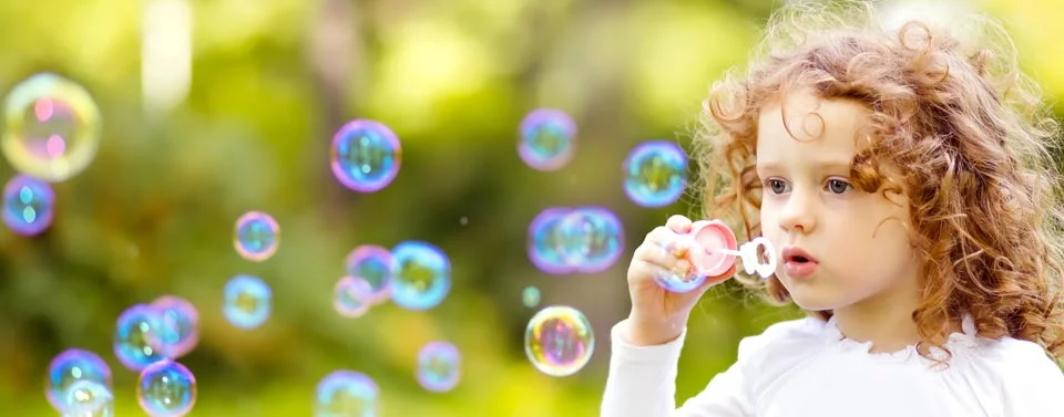 Мыльные пузыри в домашних условиях — для детского праздника или просто так